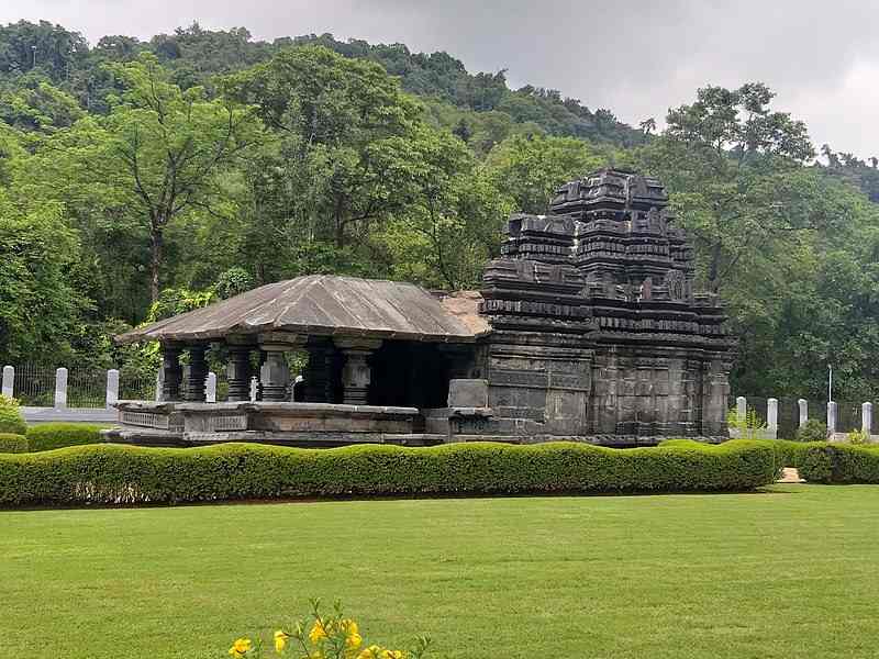 Tambdi surla mahadev temple