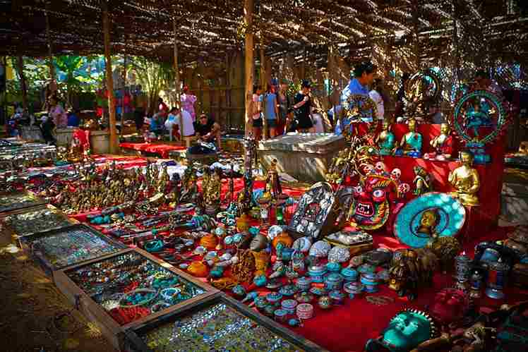 Anjuna Flea Market- Flea Markets in Goa