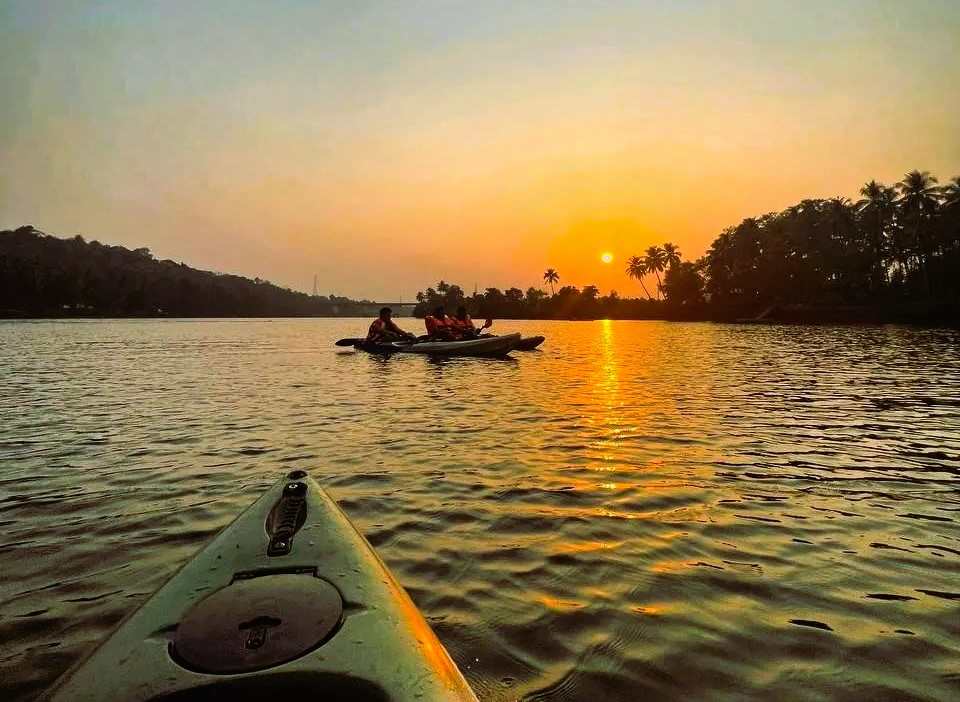 Kayaking in Chapora River