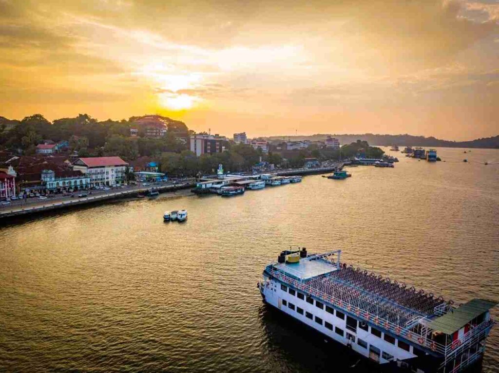 sunset river cruise goa